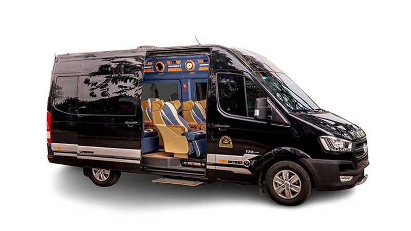 xe-limousine-di-ho-tram-1