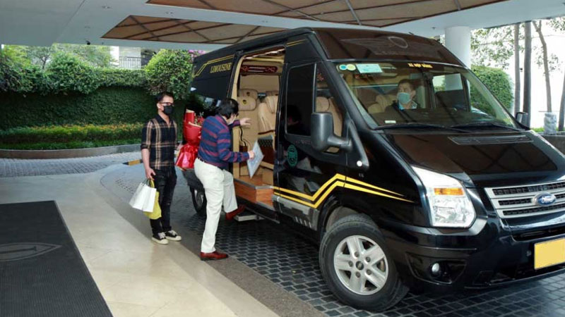 Dịch vụ cho thuê xe 16 chỗ đón sân bay Tân Sơn Nhất giá rẻ nhất